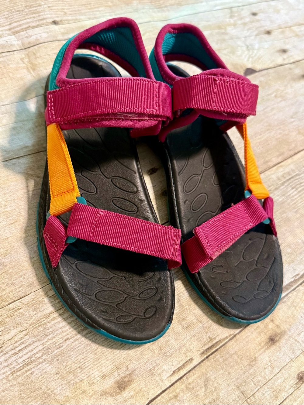 Kids Merrell Magenta and Orange Adjustable Strap Sandals - Size 5